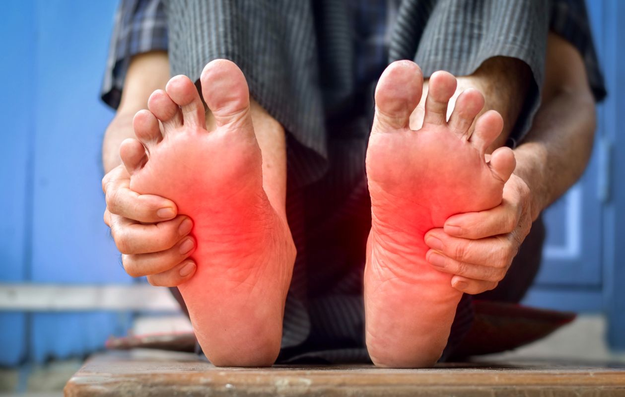 Tingling and burning sensation in feet from nerve pain